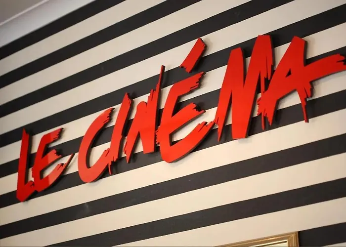 Le Cinema מלון 3*