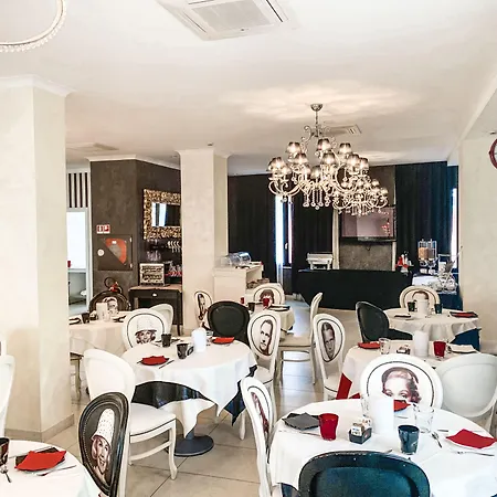 Hotel Le Cinéma Gatteo a Mare